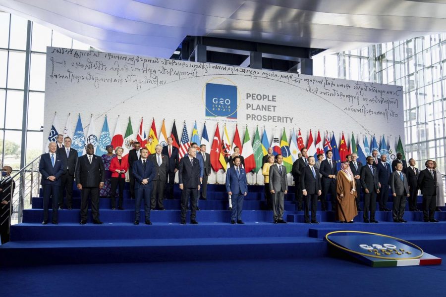Above: world leaders from the G20 gather to discuss climate change and how to best resolve it.(9/30)
World leaders gathered in Rome October 30 to discuss climate change and to combat the one degree Celsius goal set forth by the U.N.