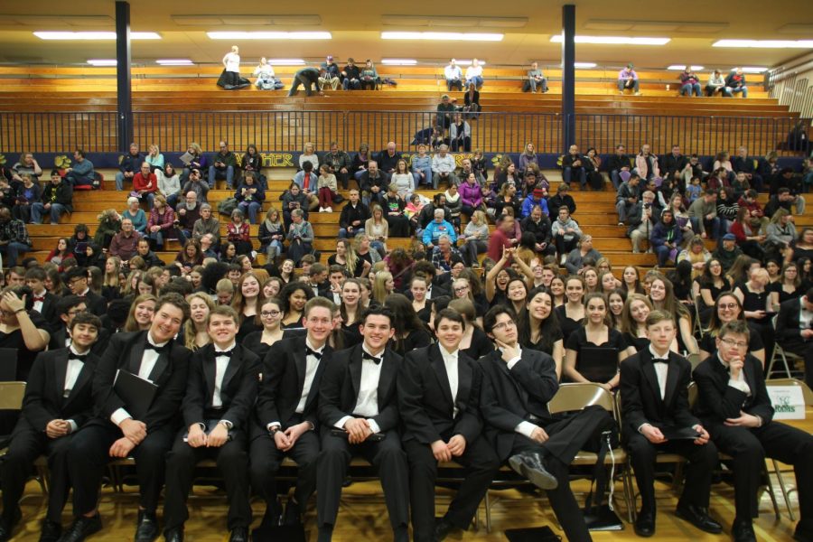 Band and choir participate in NLCC music festival