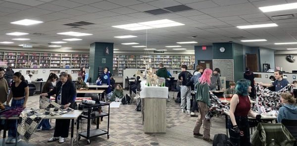 Grayslake Central students create fleece blankets in the LRC during the 2026 Days of Service. Photo provided by Dianna Repp.